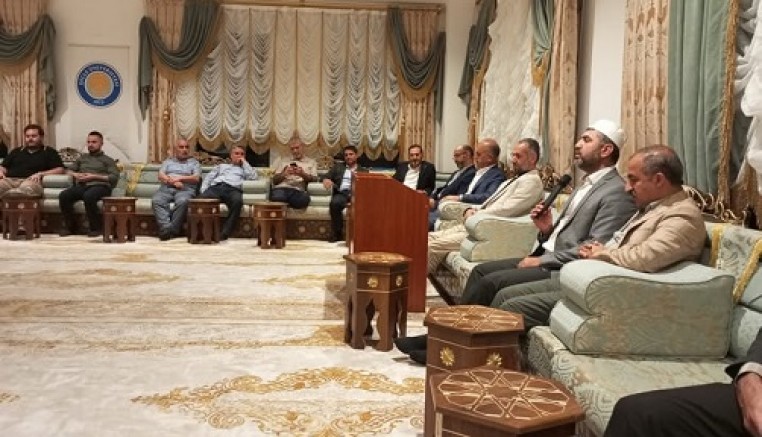 Dr.Sırrı Şık: “Müslüman gibi düşünüp, Müslüman gibi yaşamak lazım” dedi.