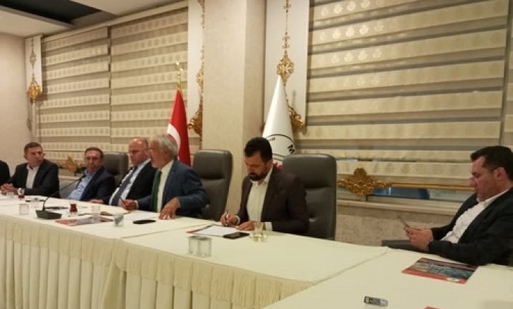İyi ki ülkemizde Şerafettinler var