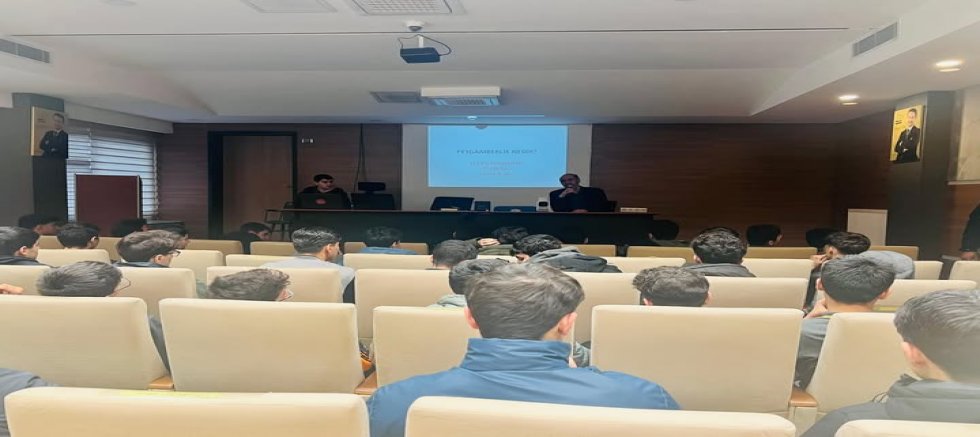 Kaya; “ilk Hafız-ı Kur’an Hz. Muhammed(sav)’dir” dedi