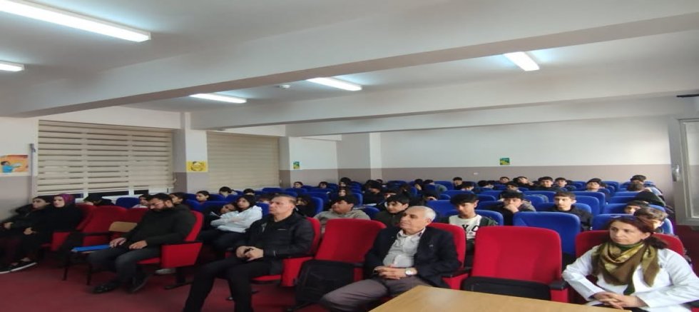 “Kur’an, hafızların hıfzıyla orijinal halini korumuştur”