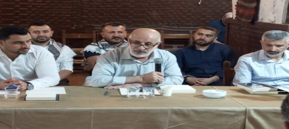 Mescid-i Akasa'mızı yine gül yağı ile yıkarız evel Allah