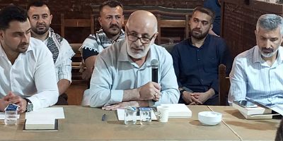 Mescid-i Akasa'mızı yine gül yağı ile yıkarız evel Allah