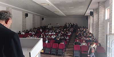 Peygamber postacıydı diyenler Siyonizm’in yaverleridir.