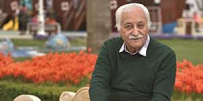 Şair, Yazar ve Düşünce adamı Yavuz Bülent Bâkiler vefat etti.