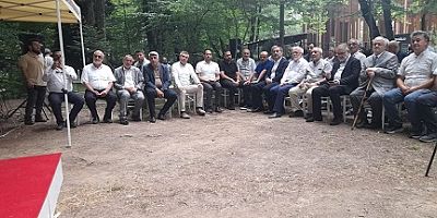 Selamet Akıncılarının Kızılelması, İslâm Birliğini kurmaktır.