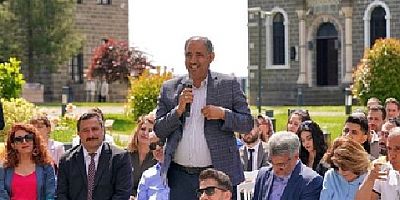 Yeni müfredattan amaç etkin ve erdemli insan yetiştirmektir.